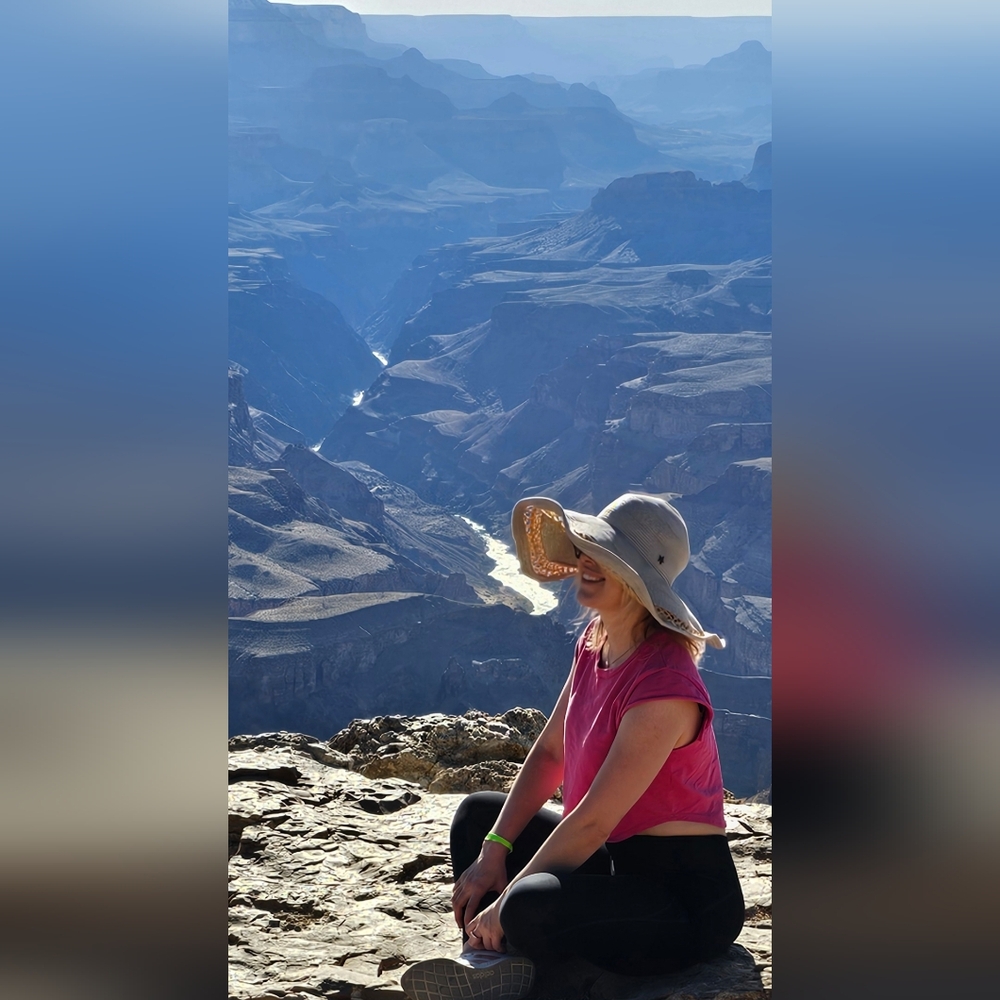 Meet your Posher, Inna